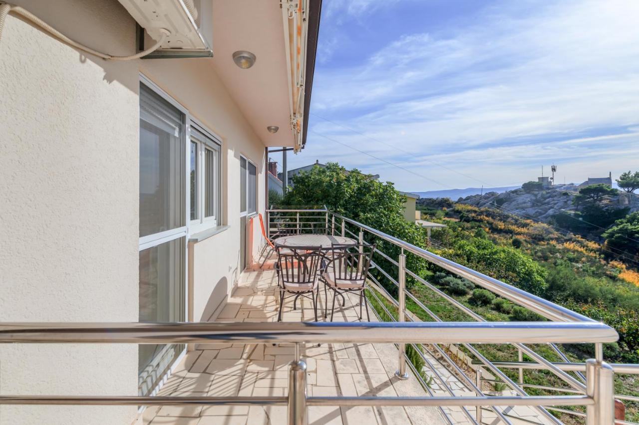 Pikolo Apartments Omis Tice Exterior foto